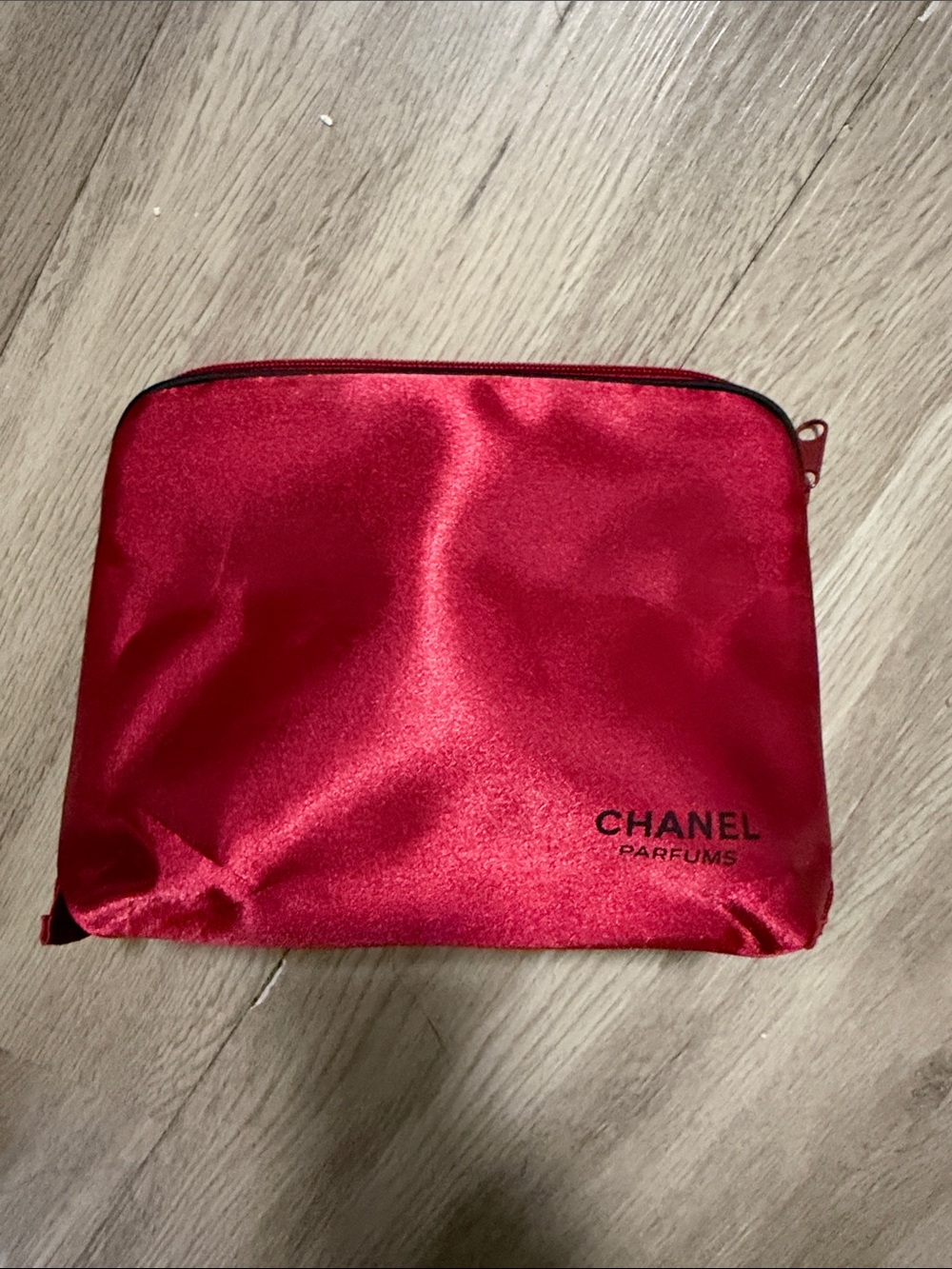 CHANEL Red Satin Parfums Cosmetic Pouch